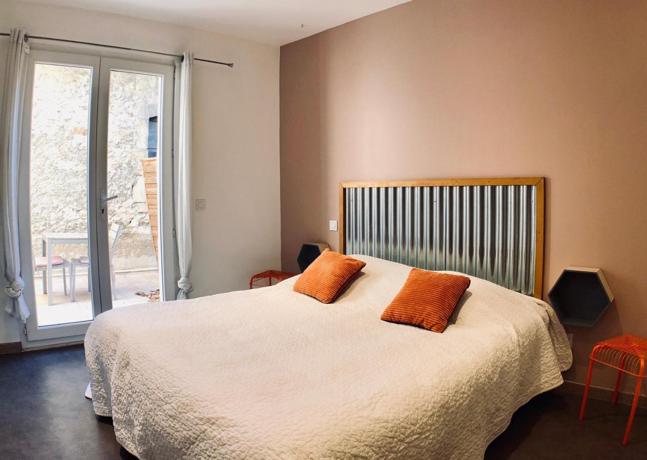 Appartements Entre Provence Et Camargue Tarascon Luaran gambar