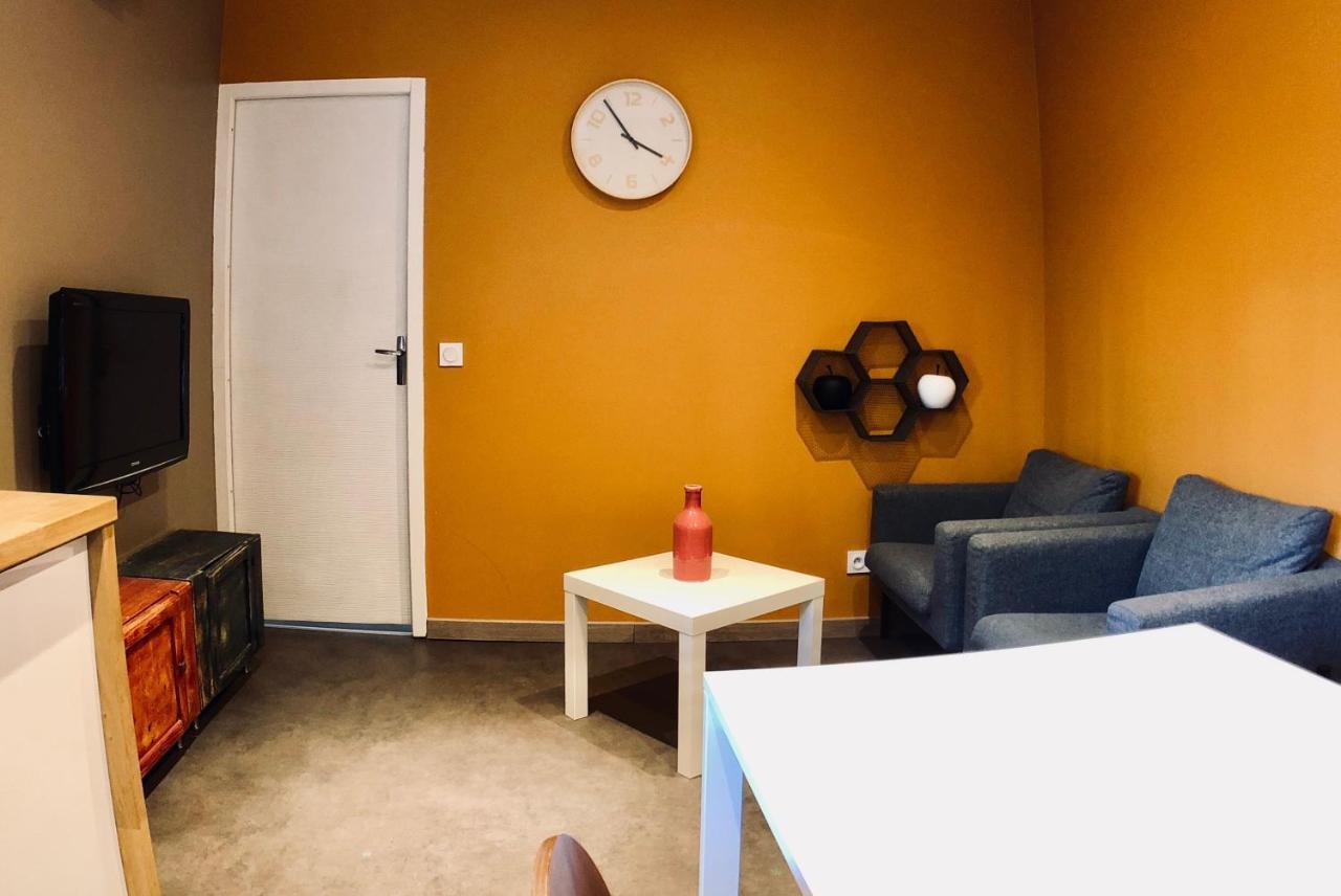 Appartements Entre Provence Et Camargue Tarascon Luaran gambar